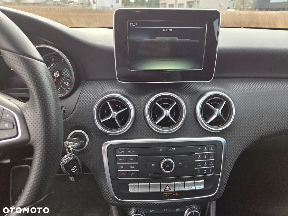 Mercedes-Benz Klasa A 200 Activity Edition - 17