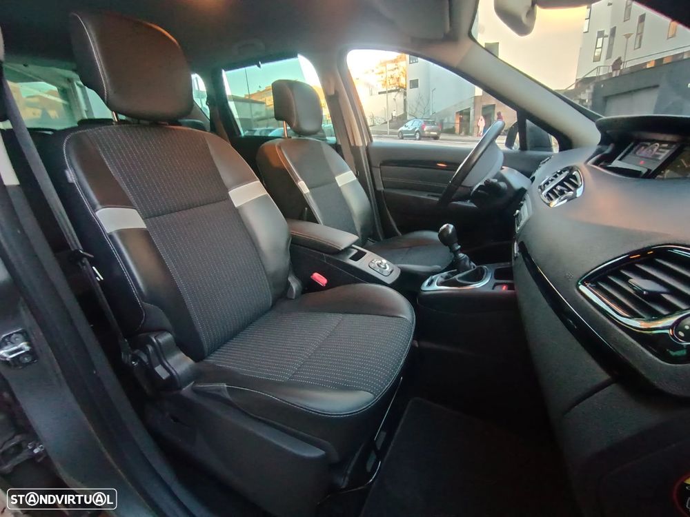 Renault Scénic 1.5 dCi Bose Edition SS - 22