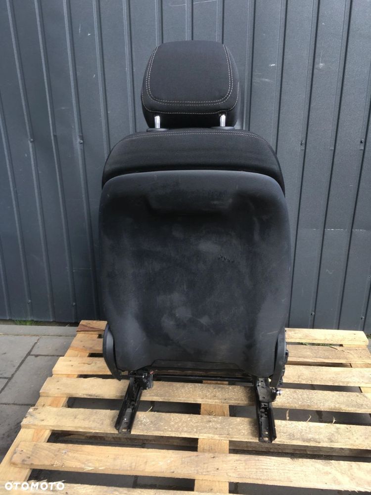 FOTEL PASAŻERA MERCEDES BENZ W213 - 10