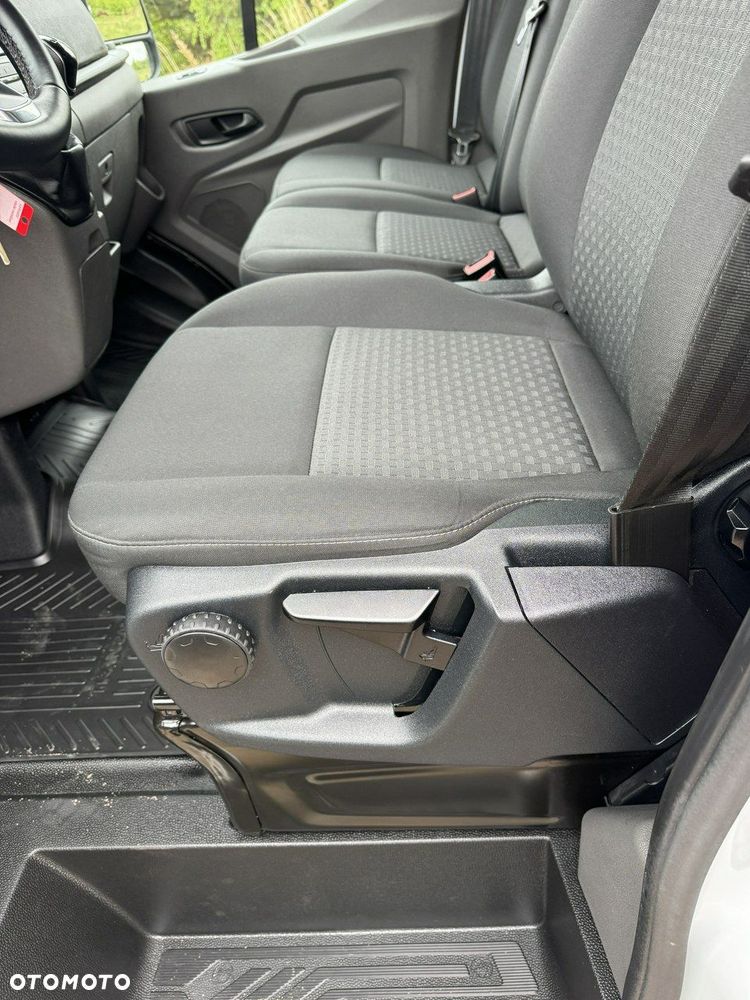 Ford Transit - 20