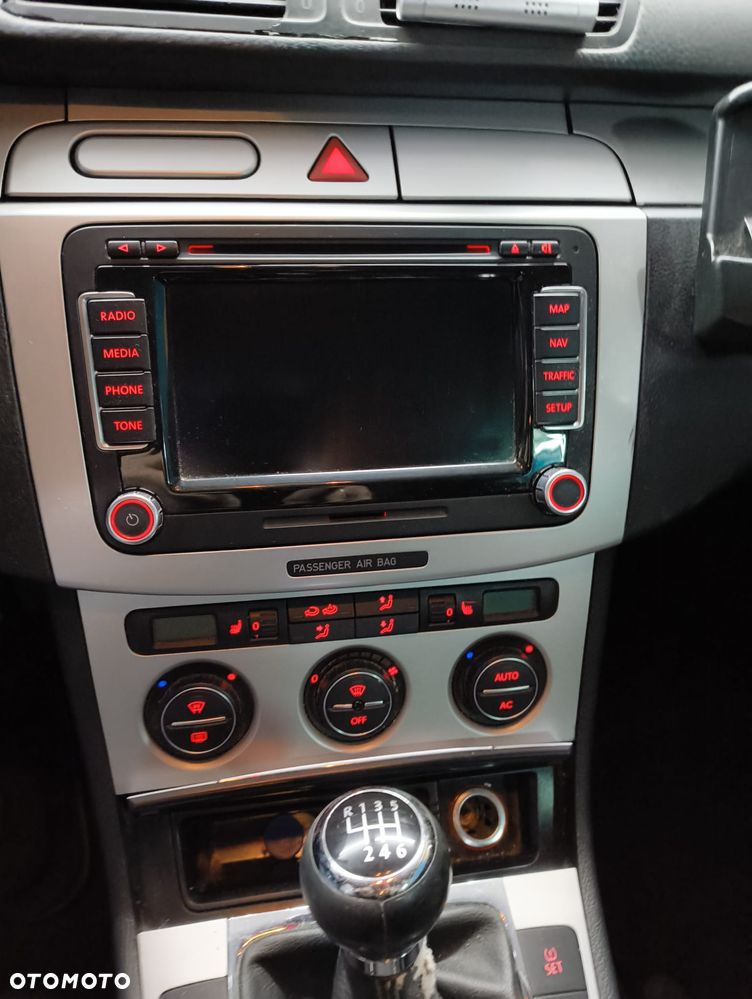 Volkswagen Passat - 3