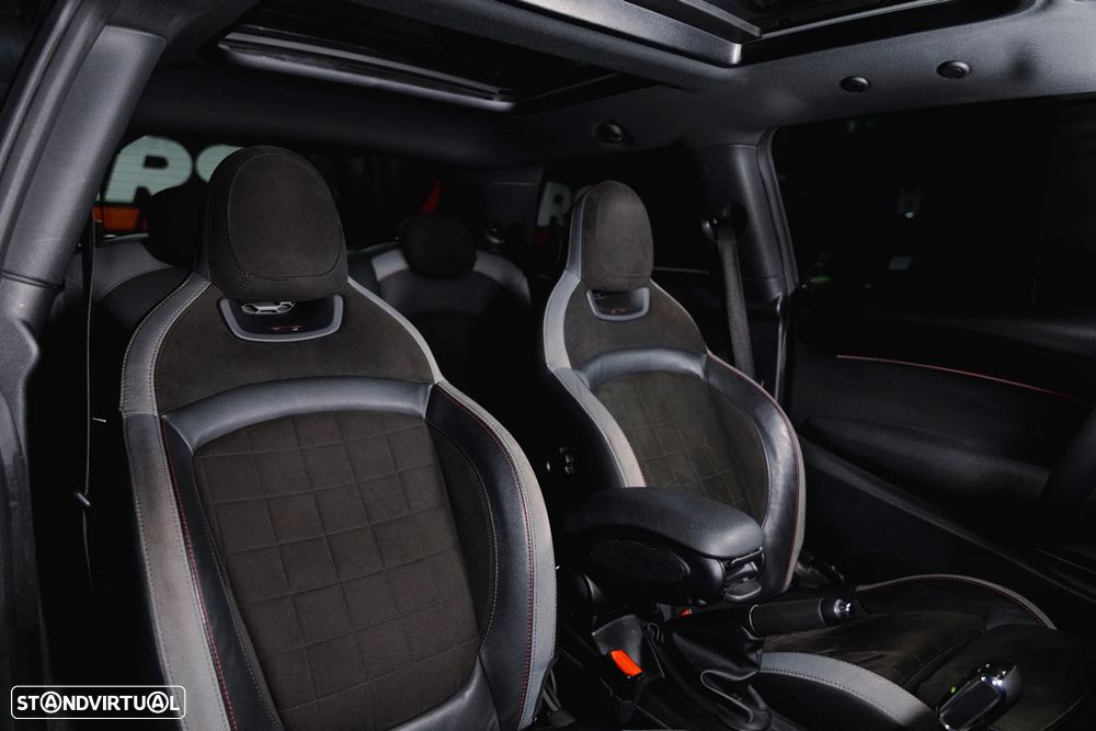 MINI 3 Portas John Cooper Works Auto Desportiva - 9