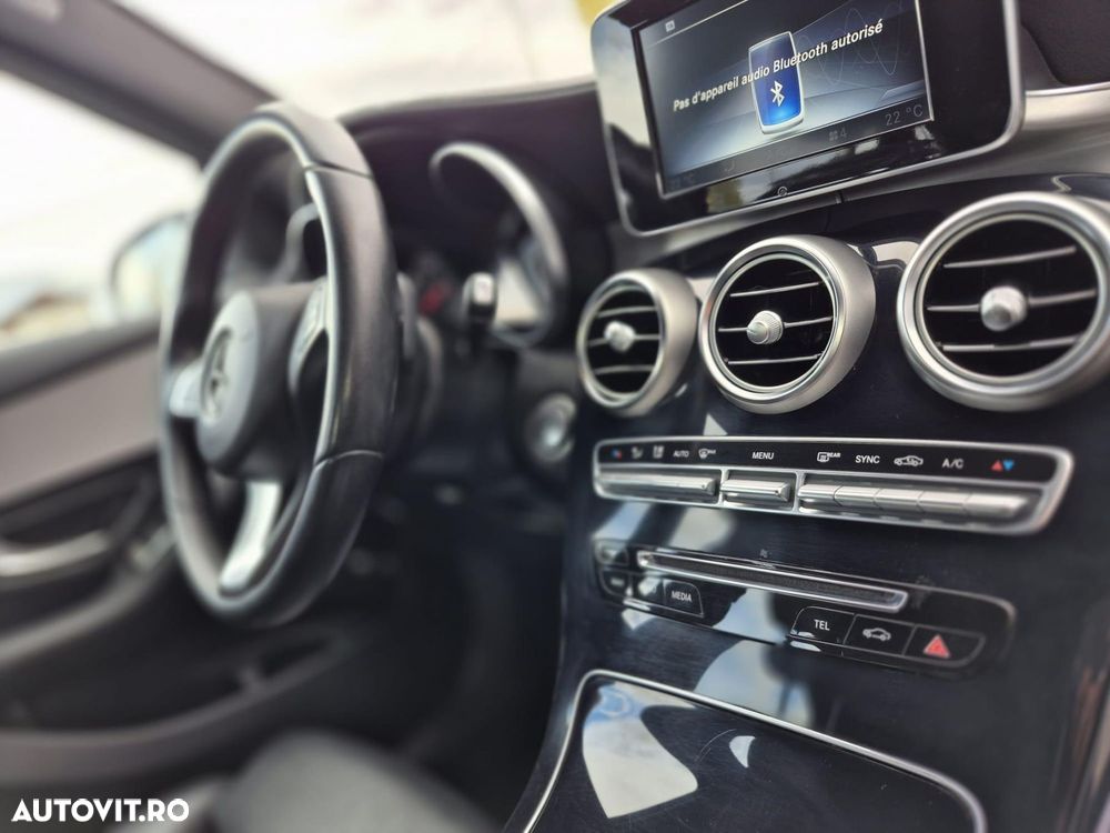 Mercedes-Benz GLC - 12