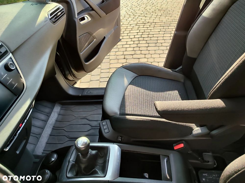 Citroën C4 Picasso - 10