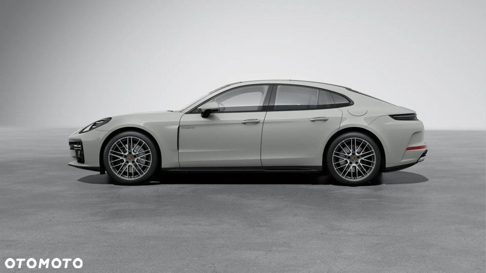 Porsche Panamera - 3