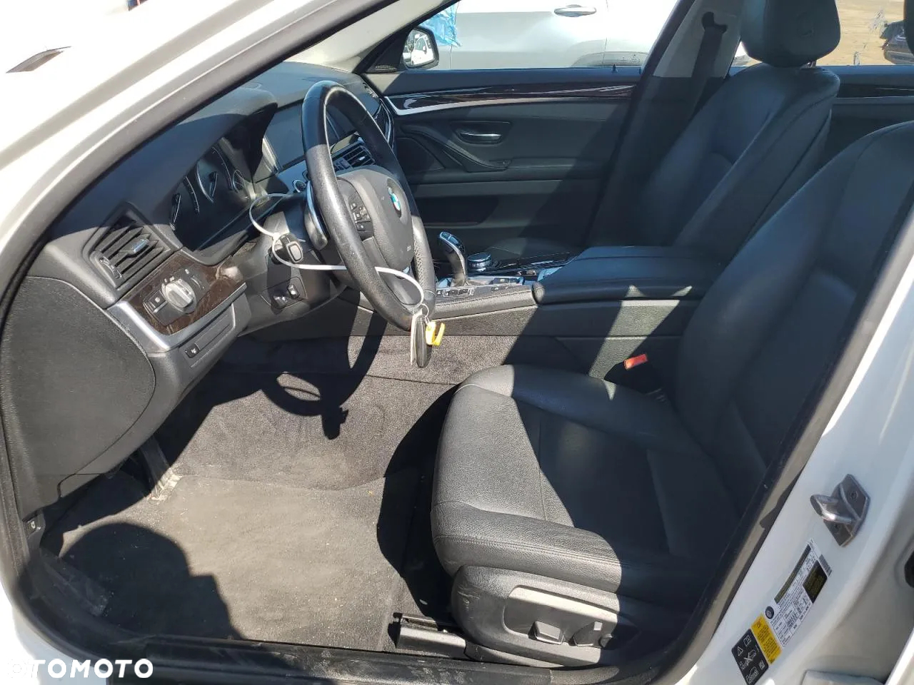 BMW Seria 5 528i - 8