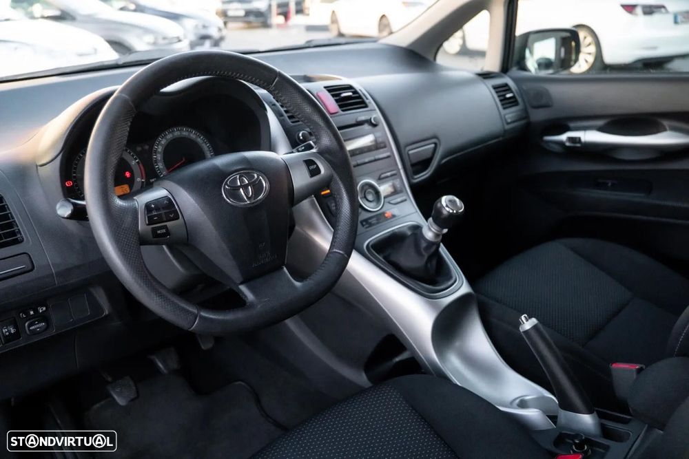 Toyota Auris 1.4 D-4D ACtive+AC - 11