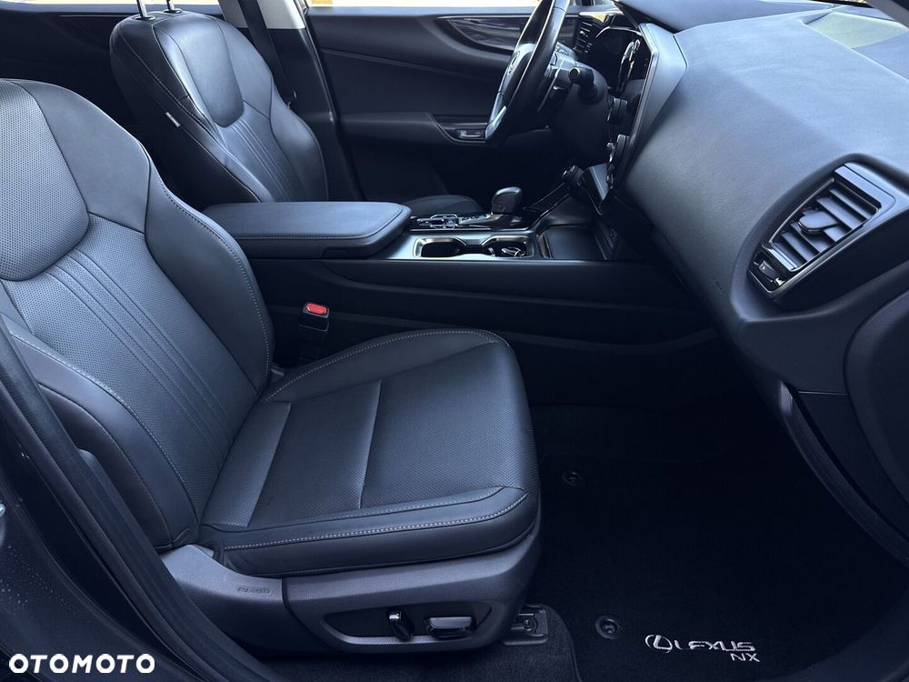 Lexus NX 350h Prestige 2WD - 14