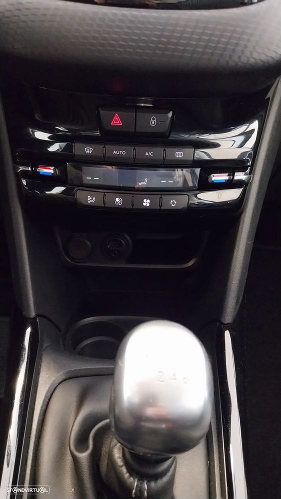 Peugeot 2008 1.6 BlueHDi Allure - 18