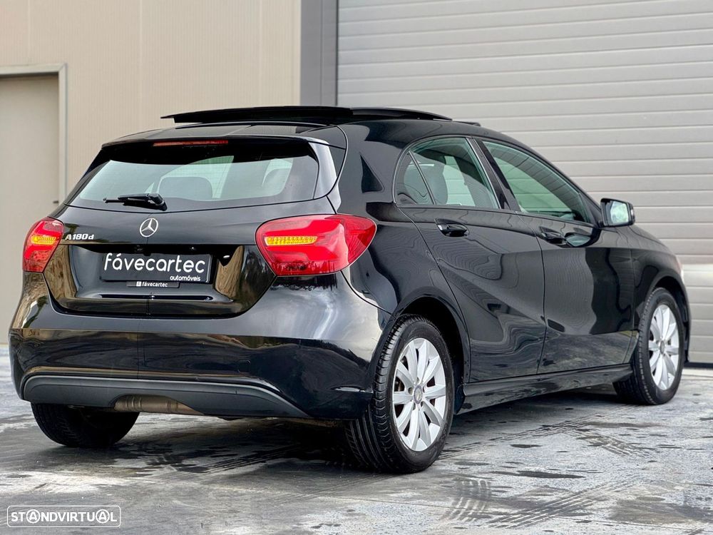 Mercedes-Benz A 180 CDI (BlueEFFICIENCY) Urban - 23