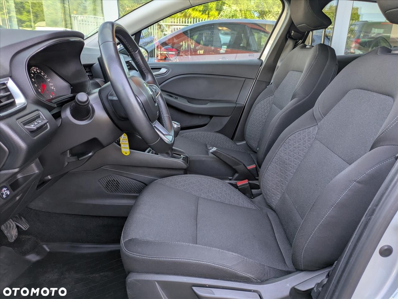 Renault Clio 1.0 TCe Zen - 10