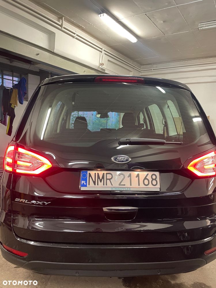 Ford Galaxy 2.0 EcoBlue Titanium - 24