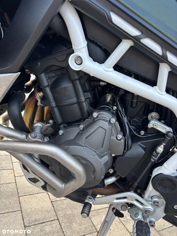 Triumph Tiger - 7