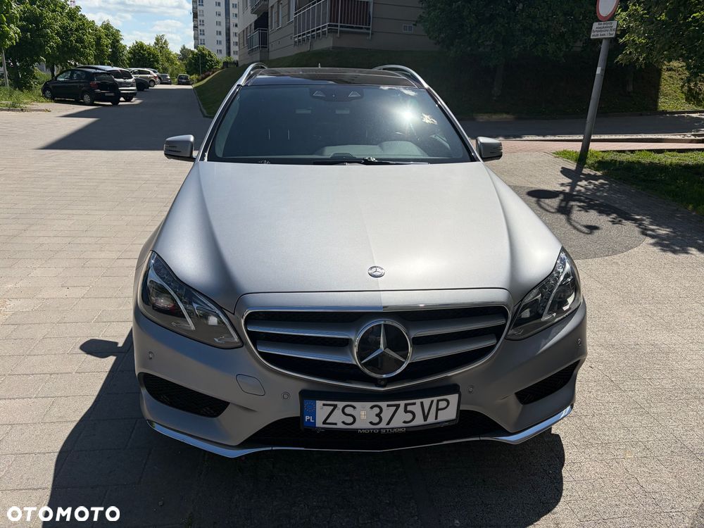 Mercedes-Benz Klasa E 300 BlueTec Hybrid - 3