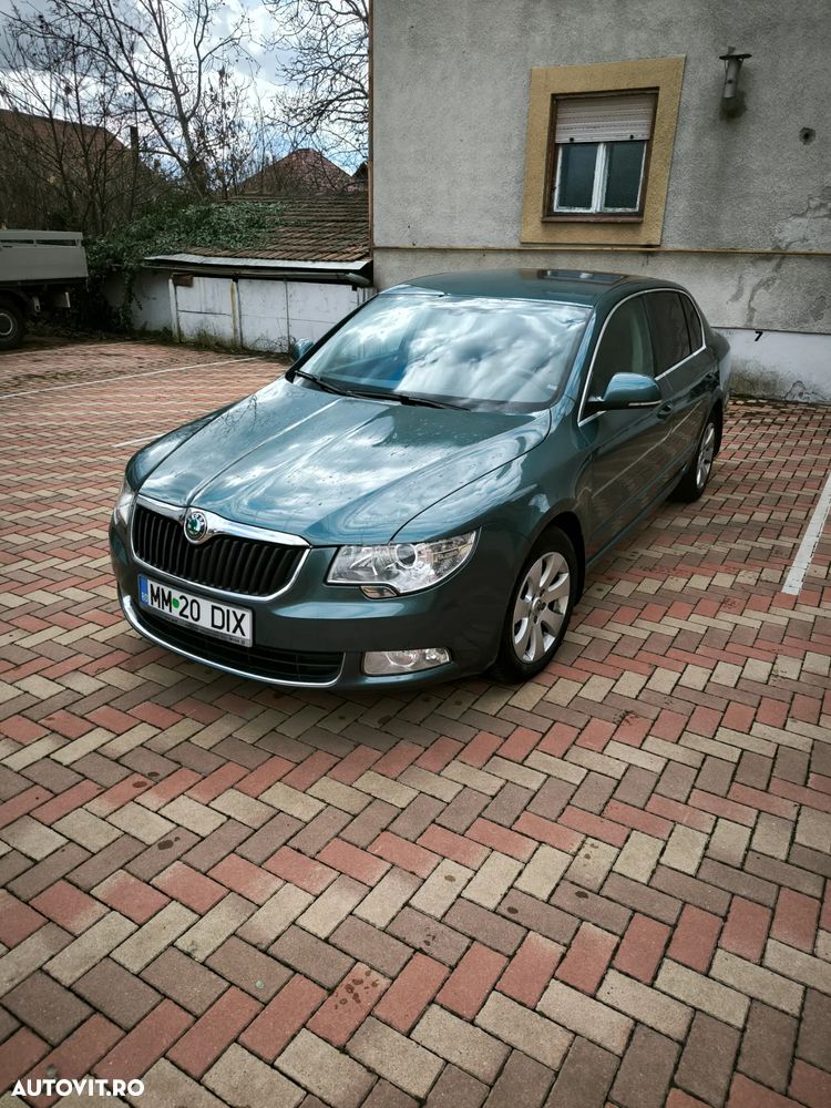 Skoda Superb Combi 2.0 TDI Ambition - 10
