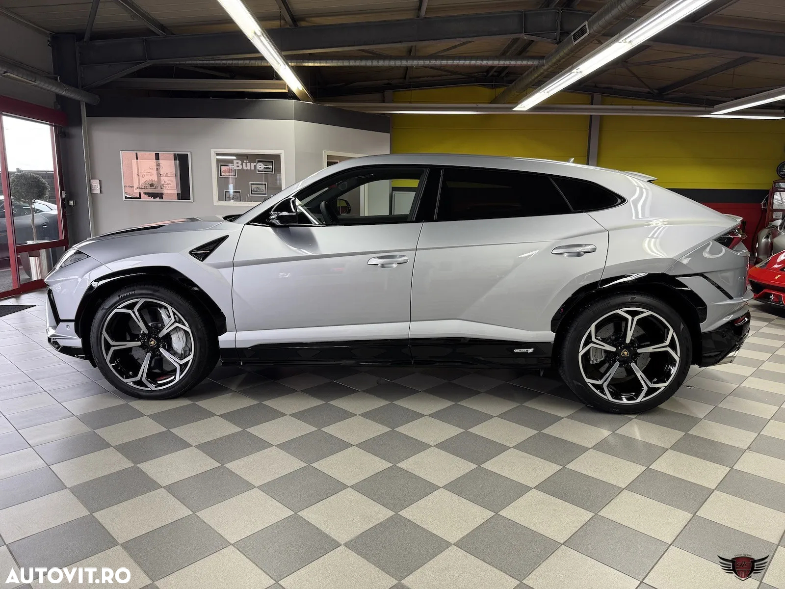 Lamborghini URUS - 5