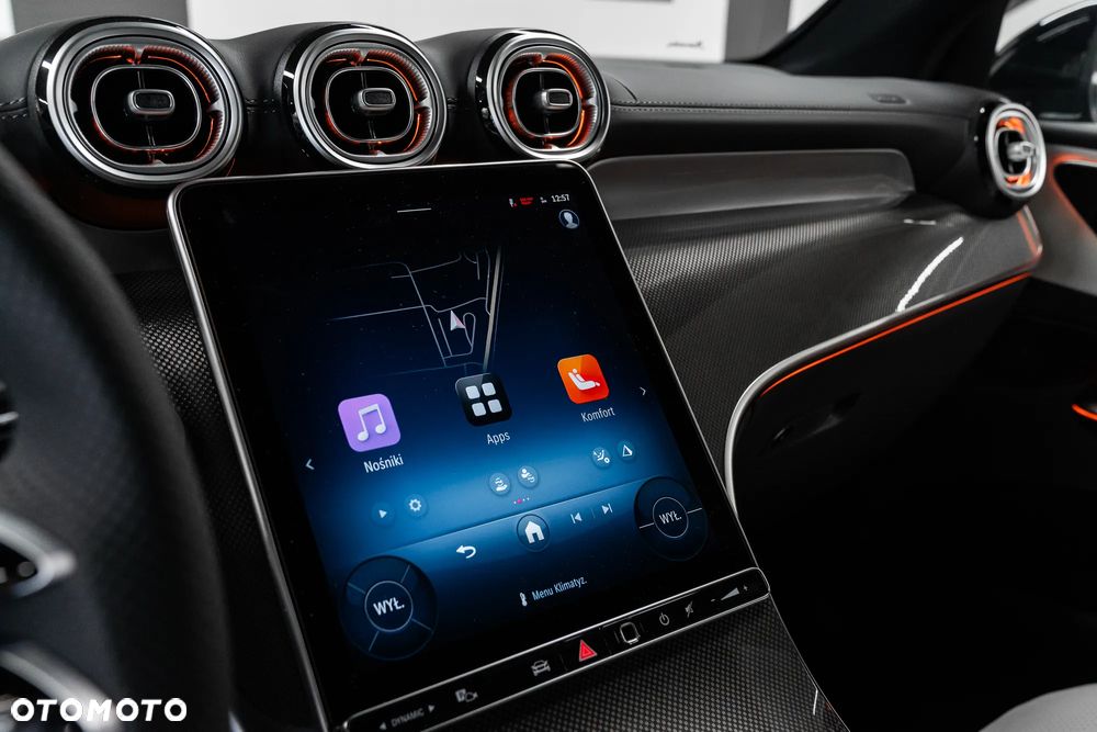 Mercedes-Benz GLC - 27