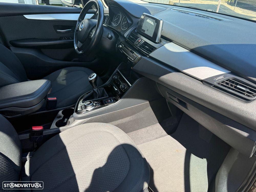 BMW 216 Active Tourer d Sport Line - 17