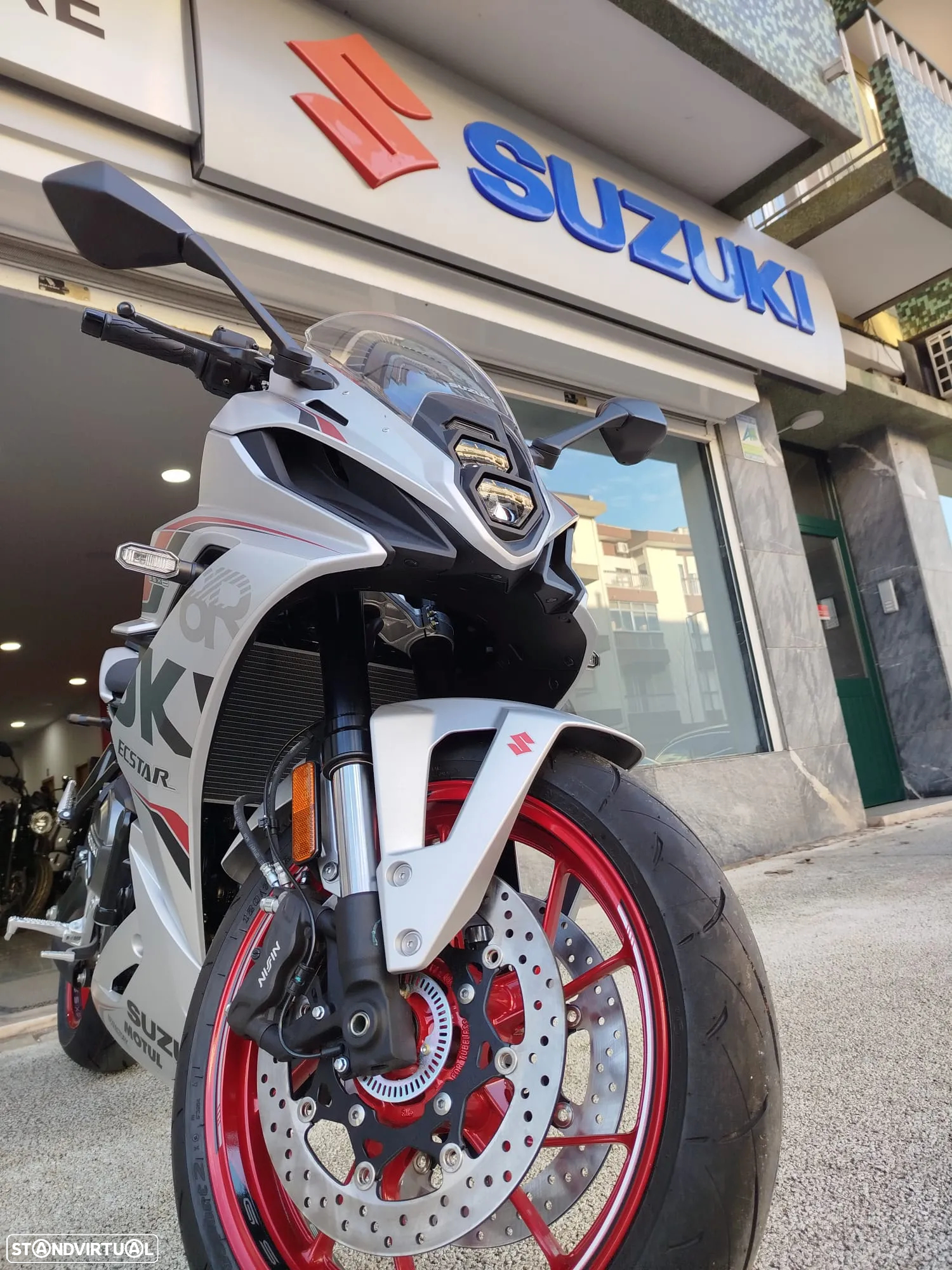 Suzuki GSX -8R CAMPANHA Desde 125,64€ Mês - 19