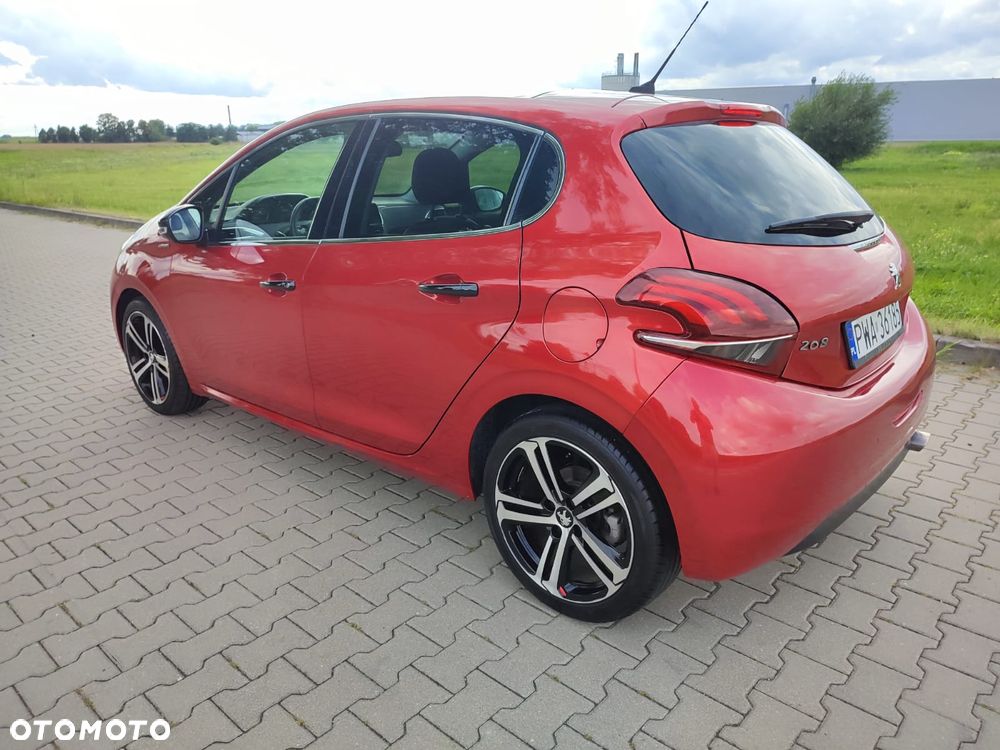 Peugeot 208 - 3