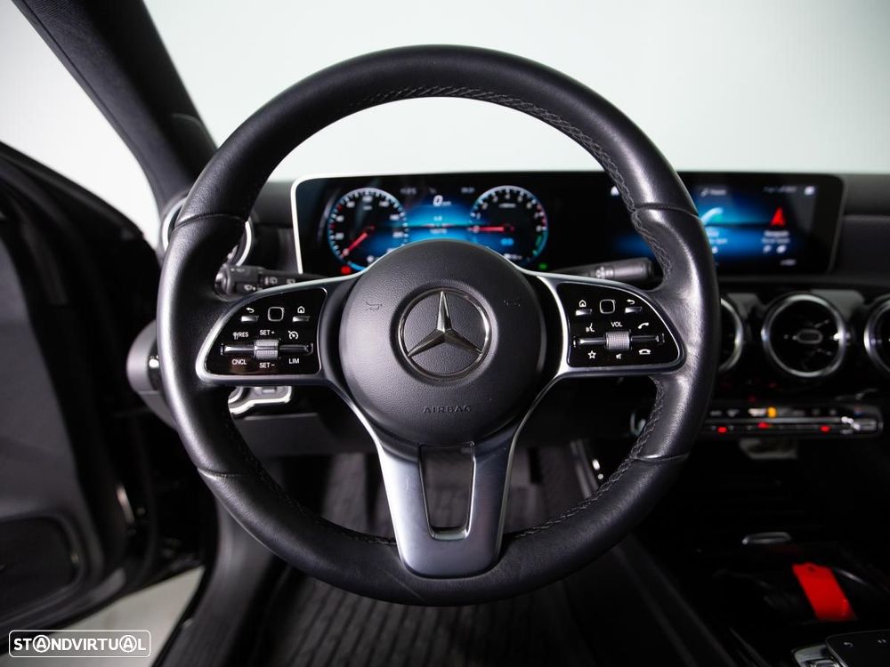 Mercedes-Benz A 250 e Progressive - 19