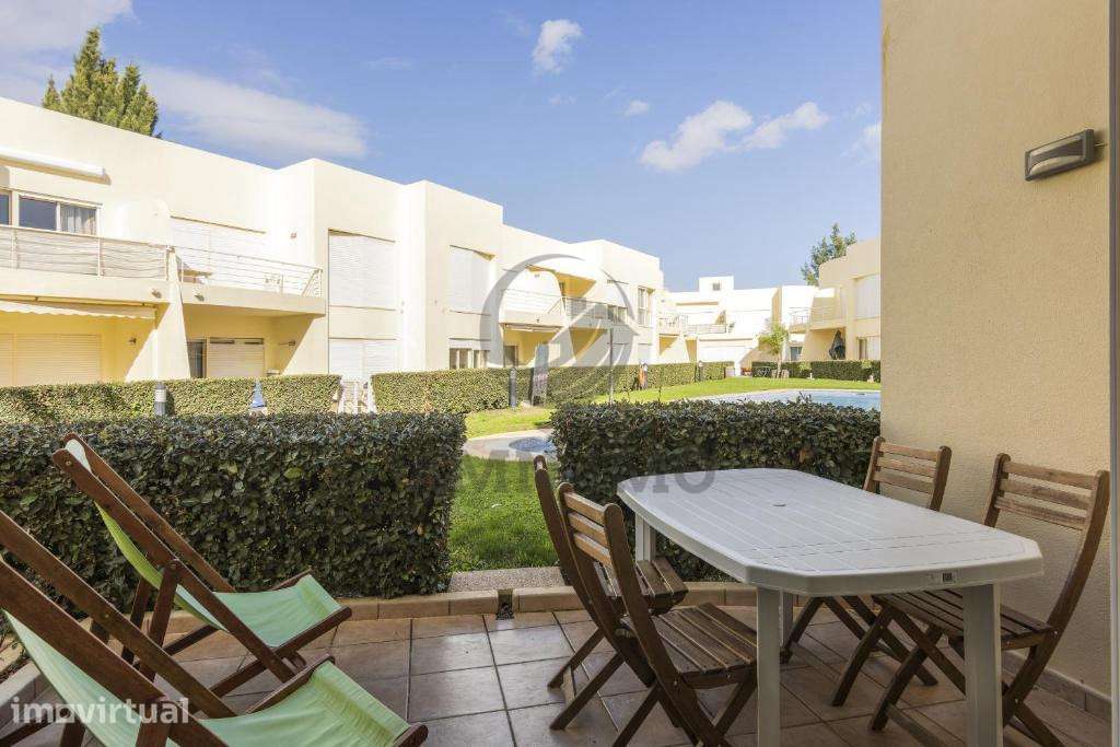 Arrenda-se T2 – Vilamoura - Grande imagem: 3/11