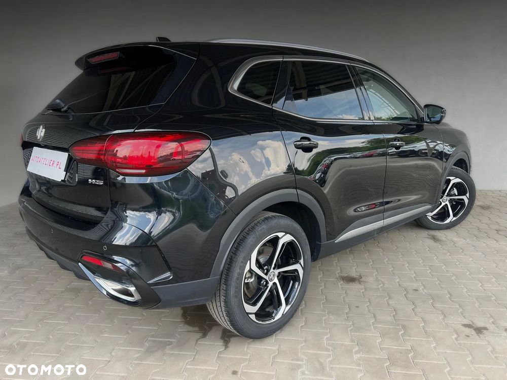 MG HS 1.5 T-GDI Exclusive DCT - 10
