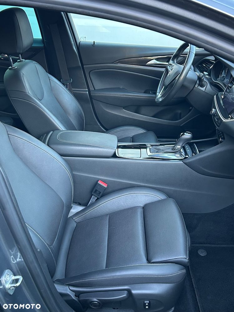 Opel Insignia 2.0 CDTI 4x4 Business Elegance S&S - 17