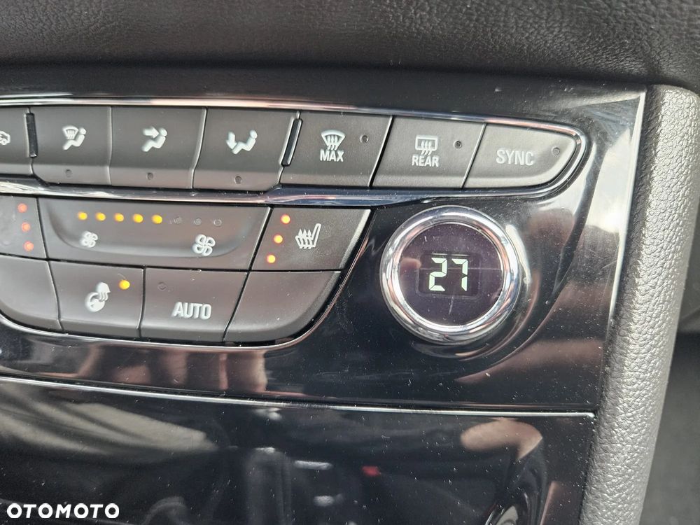 Opel Astra 1.4 Turbo Dynamic - 28