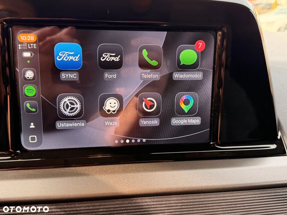 Ford Transit Courier - 9