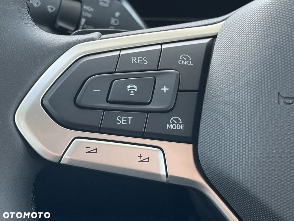 Volkswagen Tiguan 1.5 eTSI Life Plus DSG - 27