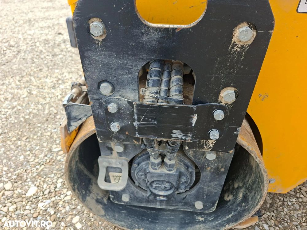 JCB CT 160-100 VIBROCOMPACTOR VIBROMAX - 22