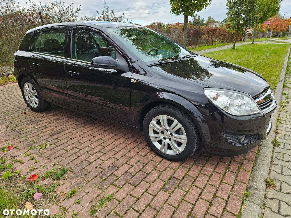 Opel Astra 1.6 Cosmo - 1