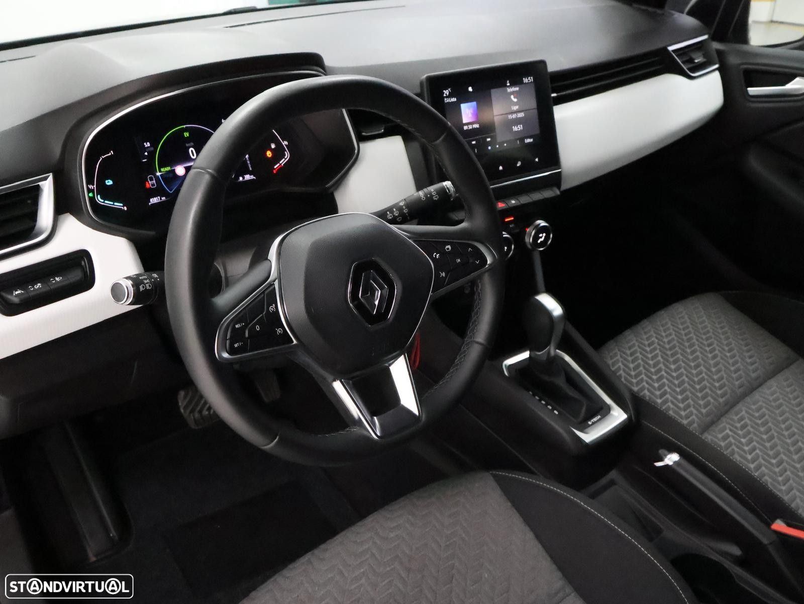 Renault Clio 1.6 E-Tech Intens - 13