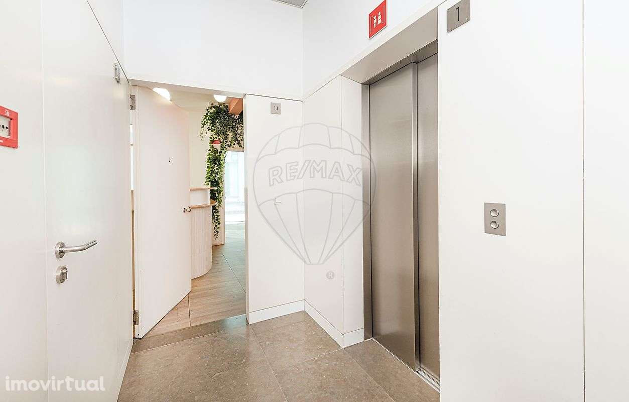 Escritório  para arrendamento - Grande imagem: 2/34