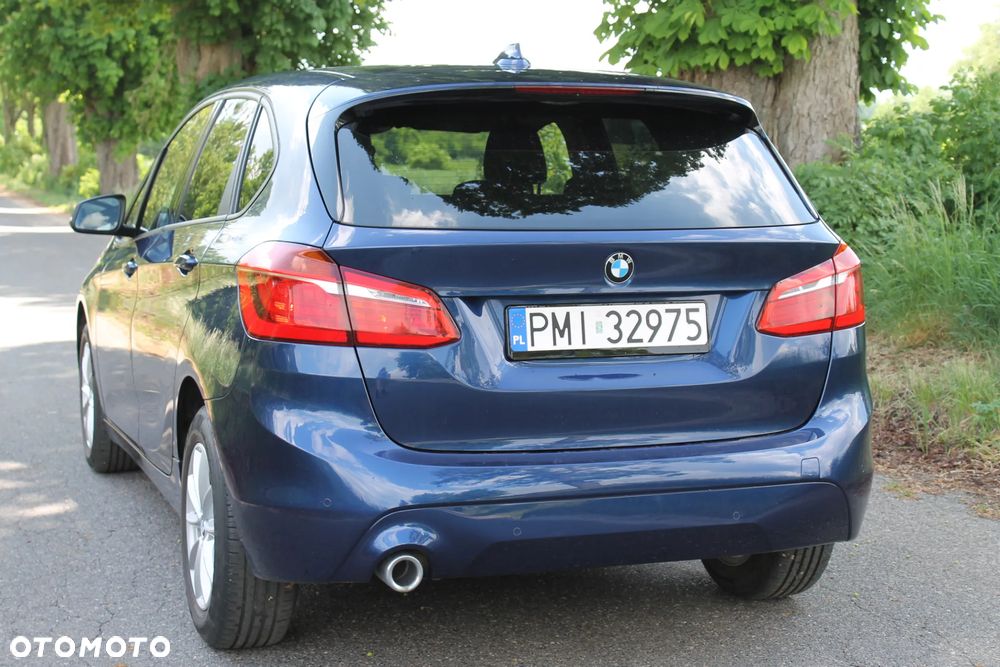 BMW Seria 2 216d - 17