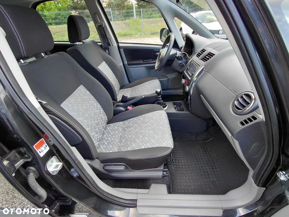 Suzuki SX4 2.0 DDiS 4x2 Comfort - 6