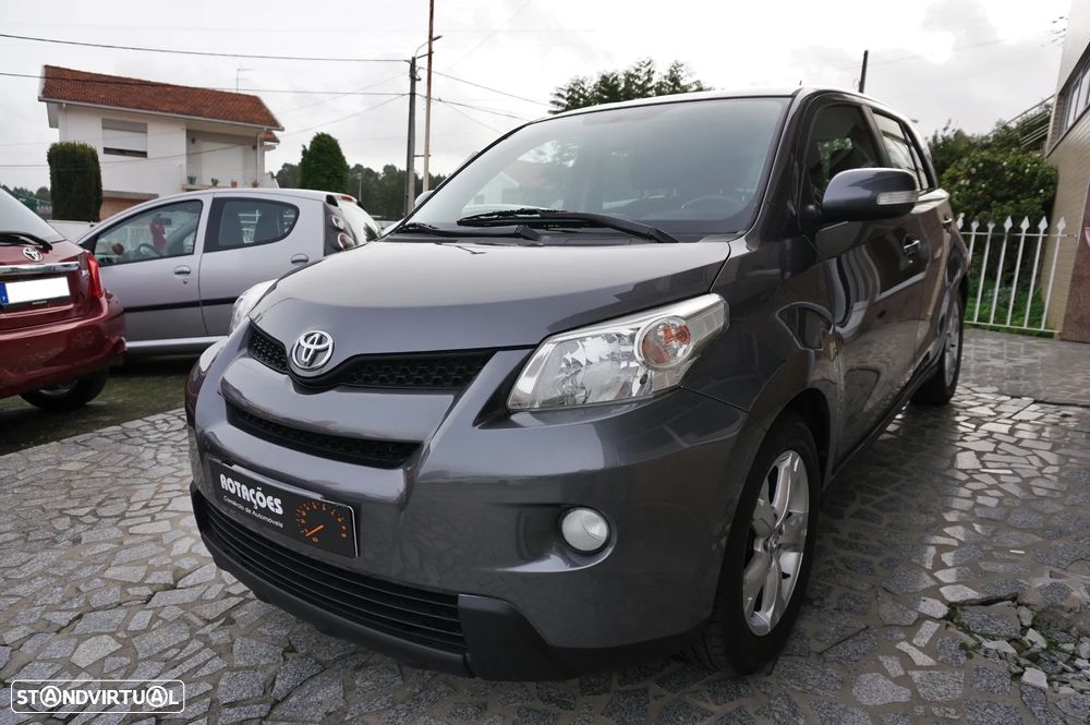 Toyota Urban Cruiser 1.4 D-4D High Pack - 1