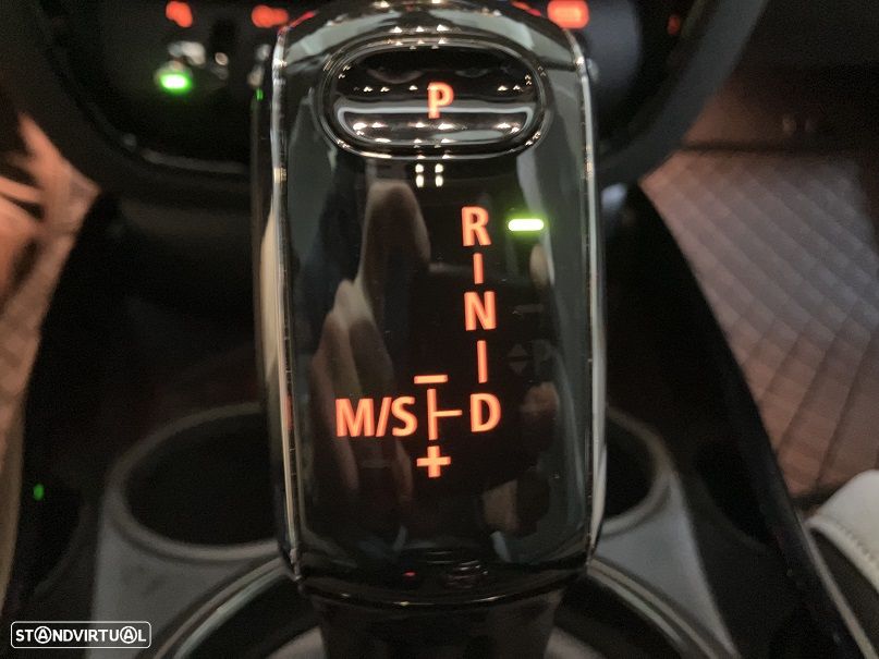 MINI Clubman John Cooper Works Premium P. JCW Plus Auto - 33