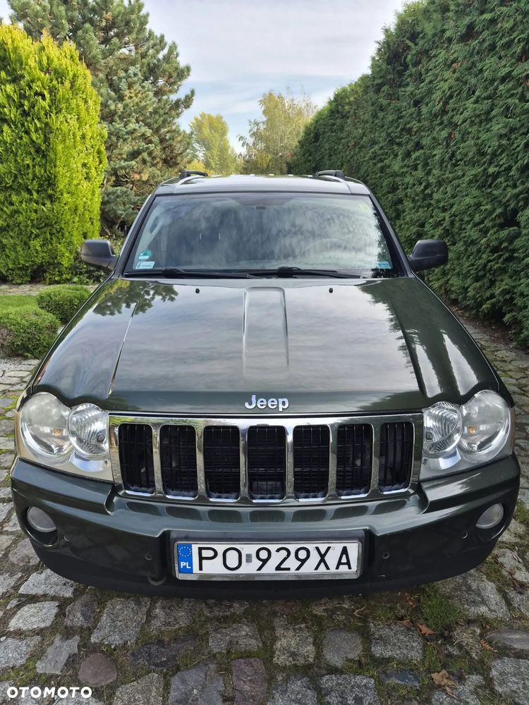 Jeep Grand Cherokee - 10