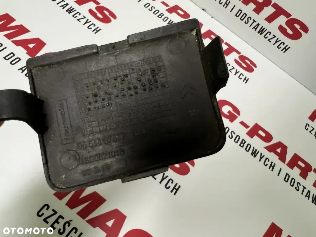 Atrapa Zaślepka Haka Zderzaka Tylnego Tył Citroen C4 Picasso 9654487877 - 3