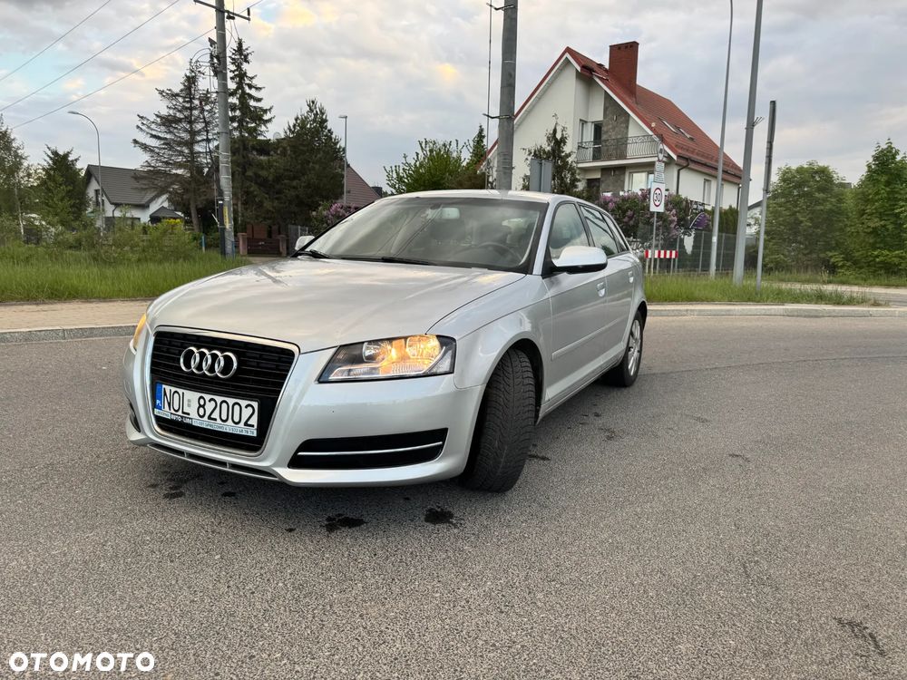 Audi A3 Sportback 2.0 TDI DPF Ambiente - 1