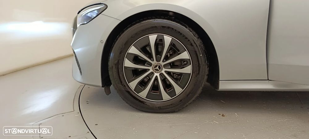 Mercedes-Benz E 220 d - 17