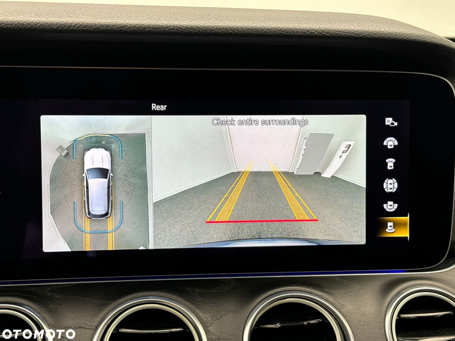 Mercedes-Benz Klasa E 300 de 4Matic T 9G-TRONIC Avantgarde - 17