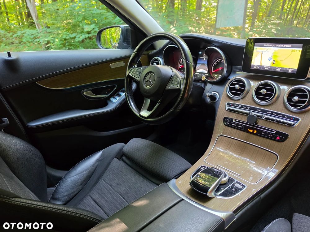 Mercedes-Benz Klasa C 180 7G-TRONIC - 12