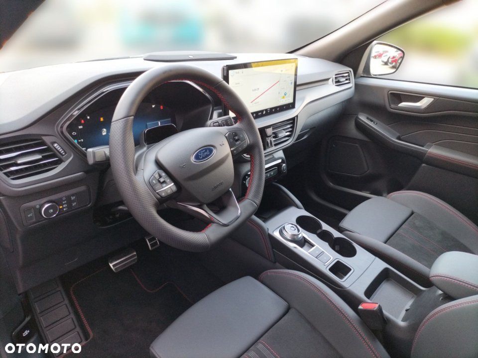 Ford Kuga - 10