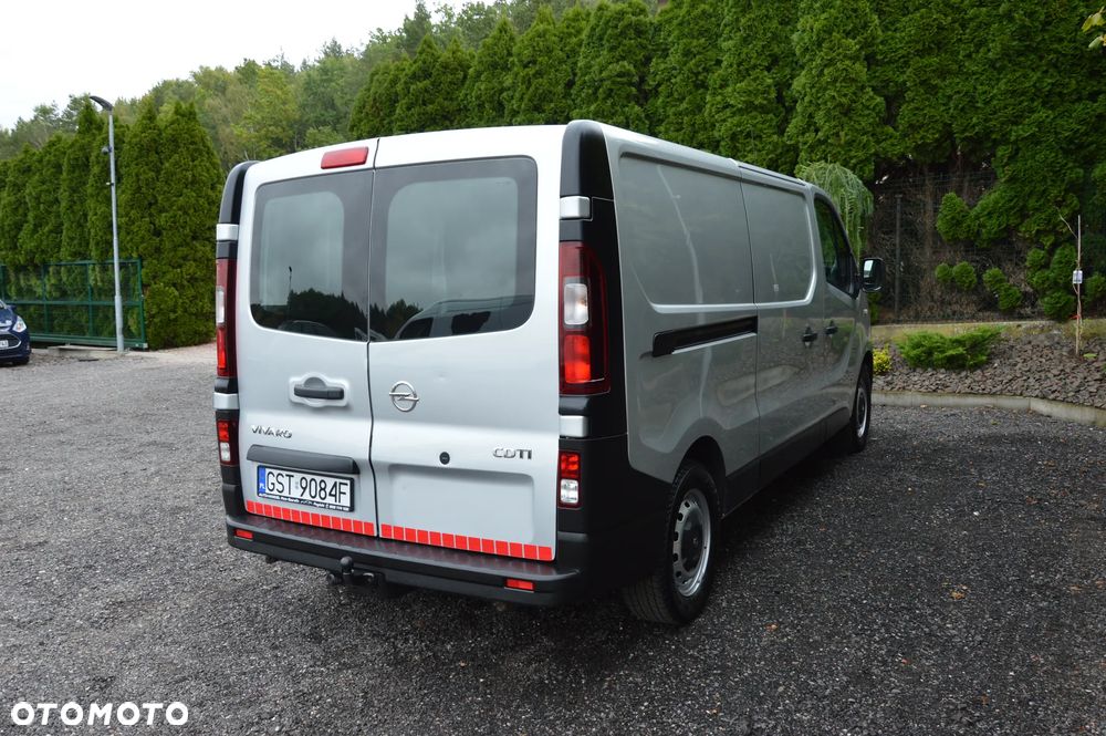 Opel Vivaro - 25