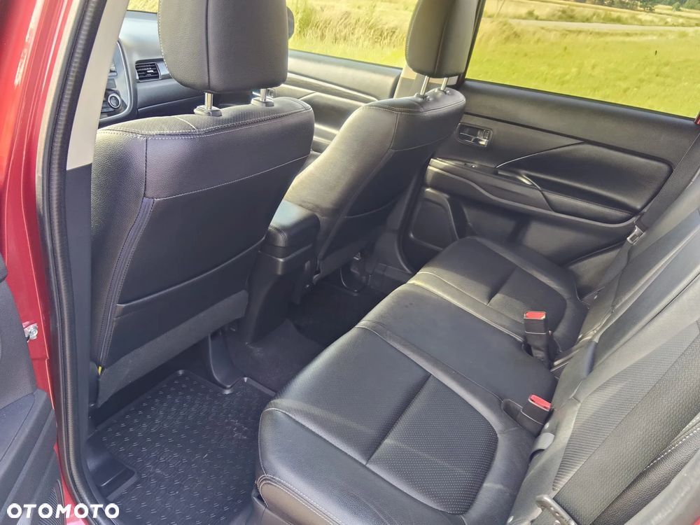 Mitsubishi Outlander 2.0 Intense 2WD CVT - 10