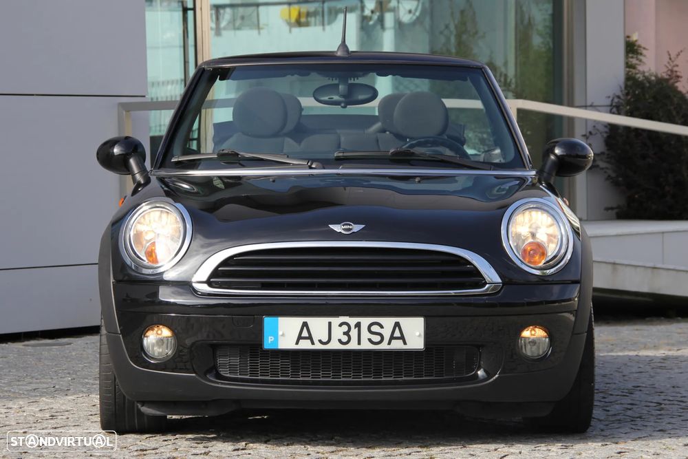 MINI Cabrio - 8