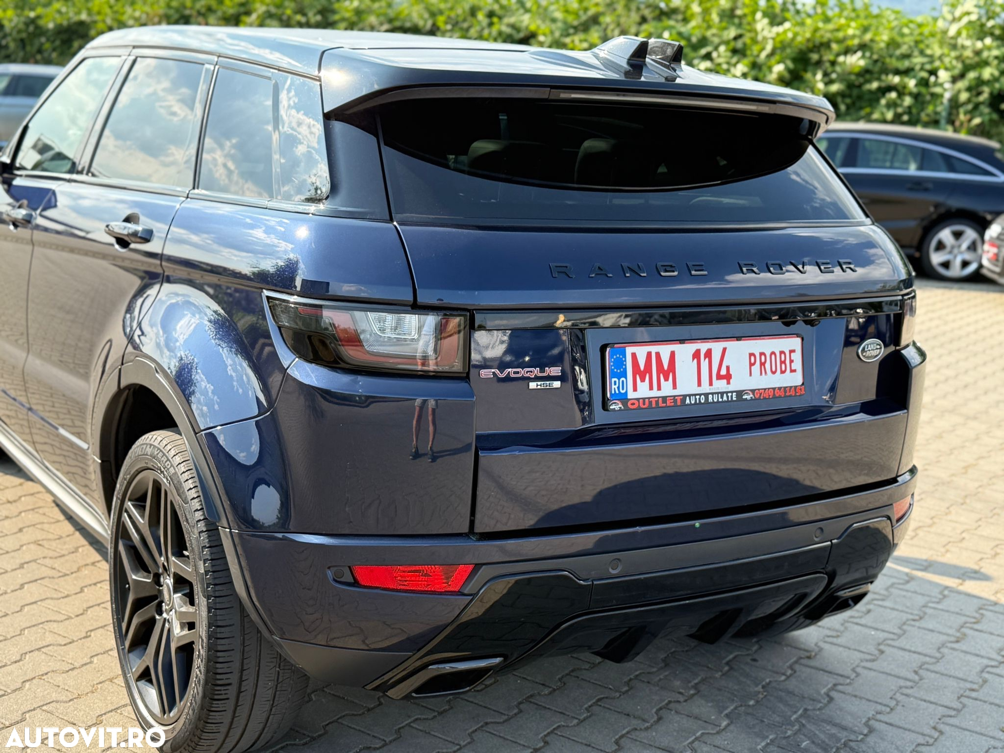 Land Rover Range Rover Evoque - 16